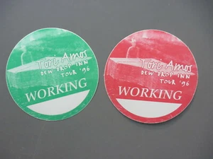 Tori Amos tela satinada backstage pasa DOS Dew Drop Inn Tour '96 círculos! - Imagen 1 de 1