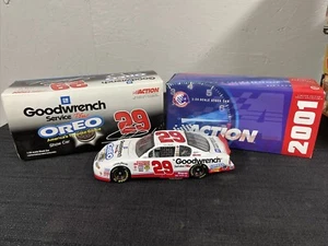 Kevin Harvick #29 GM Goodwrench Service Plus Oreo 2001 1:24 Diecast - Picture 1 of 22