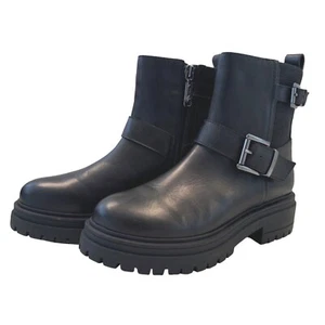 Blondo Ginny-Ginno Size 6 Waterproof Leather Upper Zip Ankle Bootie NWOB - Picture 1 of 10