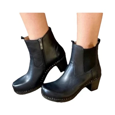 Dansko Shayna Heeled Chelsea Leather Boots for Women Black Size 9 - Image 1 of 4