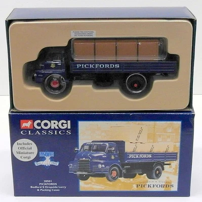 Corgi 1/50 Scale 20501 - Bedford S Dropside Lorry & packing cases - Pickfords - Image 1 of 4