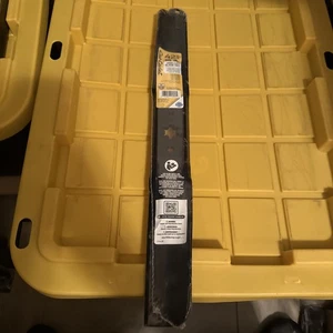 Cub Cadet High Lift 2-Blatt Set 490-110-C108 passend für 42" Decks RZT Mäher - Bild 1 von 3