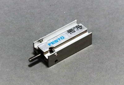 NUOVO, FESTO DMM-10-5-P-A 158502 [24 MESI DI GARANZIA] - Immagine 1 di 2
