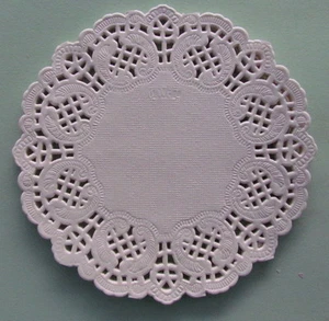 White Paper Doilies Round 14cm Pk 20 Cards Scrapbooking - Picture 1 of 1
