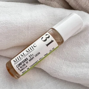 MIIM.MIIC 31 CACAO LEÑOSO VAINILLA Roll On Fragancia Aceite .33 OZ Taylor Swift NUEVO - Imagen 1 de 2