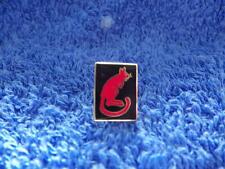 7th ARMOURED DIVISION ( THE DESERT RATS )  LAPEL PIN
