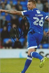 OLDHAM: PETER CLARKE SIGNED 6x4 ACTION PHOTO+COA - Picture 1 of 1