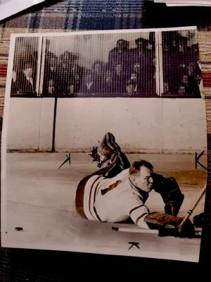 FOTO DE HOCKEY TURK BRODA 1950 NHL HOJAS DE ARCE TORONTO RARO PORTERO TIPO 1 AHL OHA Foto 1 de 4