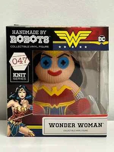 Hecho a mano por robots, serie tejida 047, DC Comics, Wonder Woman - Imagen 1 de 2
