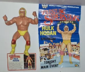 WWF LJN Hulk Hogan Action Figure WWE Wrestling con poster e card wrestling - Foto 1 di 18
