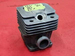 MOTOSIERRA JONSERED 2077 FABRICANTE DE EQUIPOS ORIGINALES MAHLE CILINDRO 52MM 52ZN20 TIENE 1 PUNTO CALIENTE #5 C11 - Imagen 1 de 9