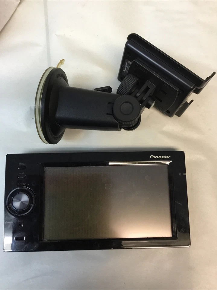 Pioneer AVIC-F500BT Advanced Multimedia GPS Navigation System &0**READ** - Image 1 of 4