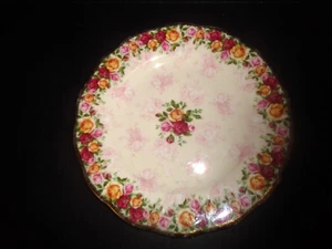 Royal Albert OLD COUNTRY ROSES Bone China SALAD PLATE "PEACH DAMASK" England - Picture 1 of 6