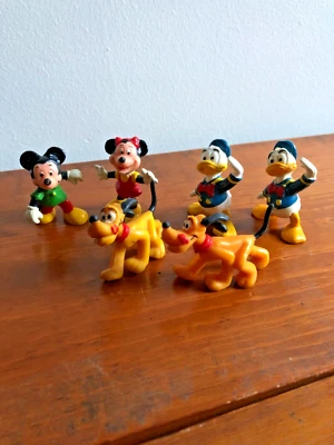 Walt Disney Mickey Mouse Minnie Donald Duck Pluto PVC Figure Lot and Goofy PEZ - Image 1 of 4