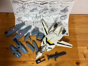 Super Dimension Fortress Macross VF-1S Super Valkyrie - Bandai - Foto 1 di 16