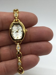 Las mejores ofertas en Relojes de pulsera de triángulo sin marca | eBay