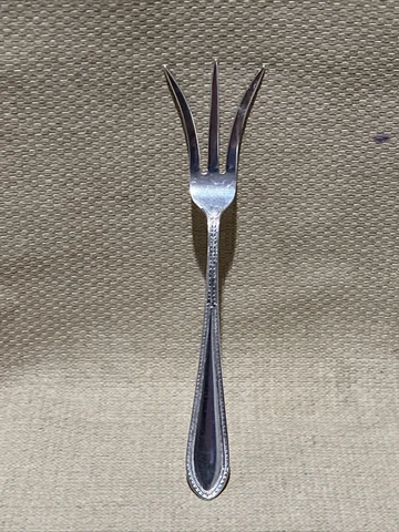 Gorham " EDGEWORTH " Sterling Silver Lemon Fork 4.5” No Monogram Cover