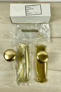 Vintage NOS Polished Brass Bungalow/Victorian Style Door Handle Set - Picture 1 of 8