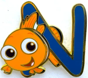 Prendedor comercial Disney Character Alphabet 2004 - "N" es para NEMO - Buscando a Nemo - Imagen 1 de 2