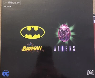 SDCC 2018 NECA Exclusivo Batman/Xenomorph & Green Lantern/Predator Duo Packs Foto 1 de 4