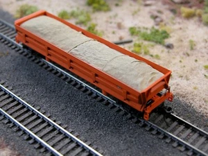 Hay Brothers TARP COVERED LOAD (TAN) - Fits Walthers DIFCO Side-Dump Cars - Bild 1 von 6
