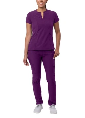 Conjunto Médico Adar para Mujer - Blusa Médica Babero Frontal Calzoncillo y Pantalones Médicos Ajustados Carga Foto 1 de 4