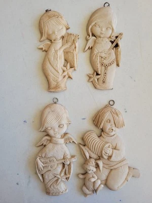 PLACAS COLGANTES DE PARED ÁNGEL México RESINA Navidad Kitsch Años 70 Instrumentos Foto 1 de 4