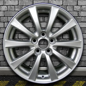 Full Face Bright Medium Silver OEM Wheel for 2006-2007 Lexus IS250 - 17x8 - Picture 1 of 3