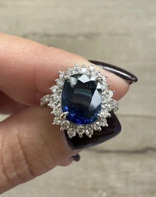 6.20 CT Oval Cut Natural Sapphire & Diamond Wedding Ring 18K solid white gold - Image 1 of 4