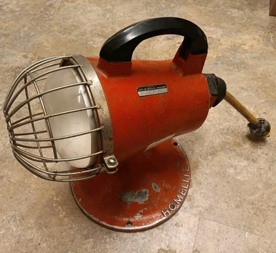 Старинный прожектор для пожарной машины Homelite РАБОТАЕТ ОТЛИЧНО (БЕСПЛАТНАЯ ДОСТАВКА)  - Изображение 1 из 4