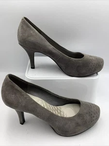 Clarks Kissen Soft. Graue Wildleder Courts. Größe 6 - Bild 1 von 16