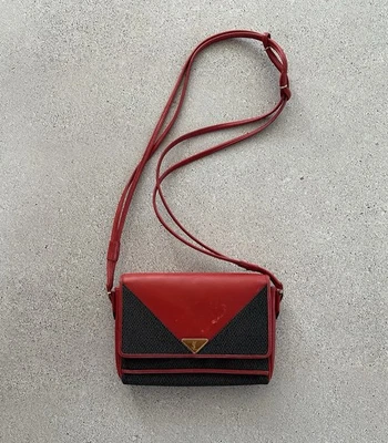 Bolso Bandolera Yves Saint Laurent YSL Vintage Cuero Rojo y Lona Negra Foto 1 de 4