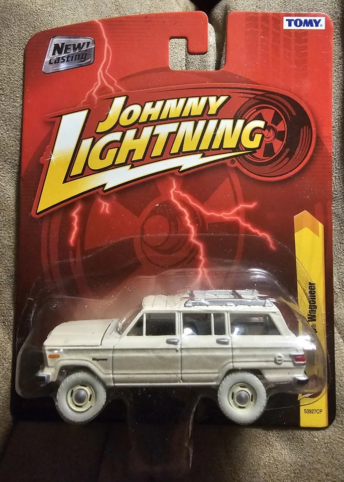 Johnny Lightning 2012 Tomy Cream White 1981 Jeep Wagoneer White Lightning Chase - Image 1 of 1