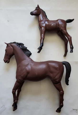 Vintage Marx Fully Jointed Comanche Cavalry Horse and Foal - 1974 Cover