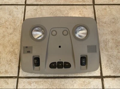 07-14 Buick Enclave/13-17 Chevy Traverse Luz Superior Techo Corredizo Interruptor Consola Foto 1 de 2