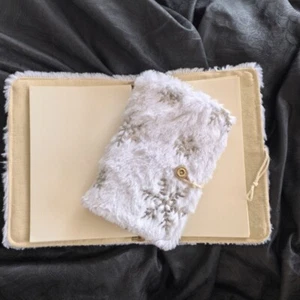 Plush Snowflake Detachable Binders Notebook Diary Stationery Handbook Chic Gifts - Picture 1 of 10
