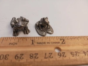Toad Frog figurine statue Pewter Set Shelf Sitter Knick Knack Collectible Vtg - Picture 1 of 3