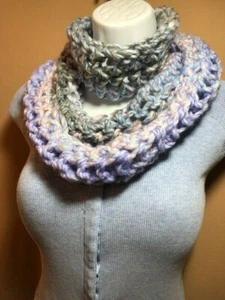 New! Circle Infinity Crochet Scarf 4x35 Chunky Light Lavenders Grays - So Soft! - Imagen 1 de 7