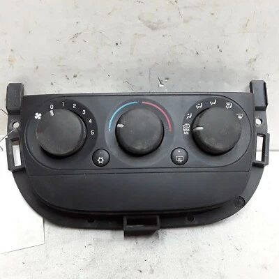 05 06 07 08  Chevrolet Uplander heater AC control without rear controls 25783278 Foto 1 de 3