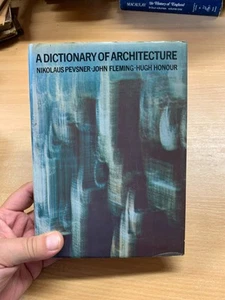 1975 "A DICTIONARY OF ARCHTECTURE" ILLUSTRATED VINTAGE HARDBACK BOOK (P5) - Picture 1 of 19