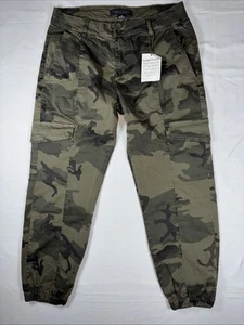Sanctuary Camo Cargo Style Pants Size 32 - Picture 1 of 10