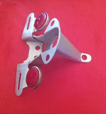 Оригинальный кронштейн для номерного знака Yamaha RT-1 RT-2 RT-3 AT-1 AT-2 AT-3 CT-1 C-2 CT-3 - Изображение 1 из 4