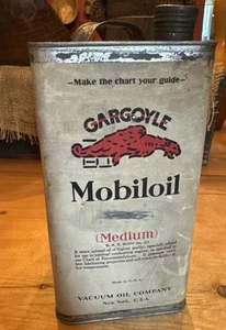 Vintage Metal Gargoyle Mobiloil Medium 5 Quart Square Vacuum Oil Company - Picture 1 of 6