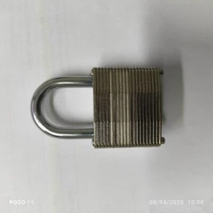 3 digit combination lock, 1-1/2in wide laminated steel body. 1" Shackle (6 pack) - Picture 1 of 7