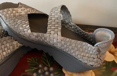 Bernie Mev Lulia Slip Ons, Tacón Cuña 2.5”, Brillo Plateado, Suelas de Goma, 8.5/39 Foto 1 de 4