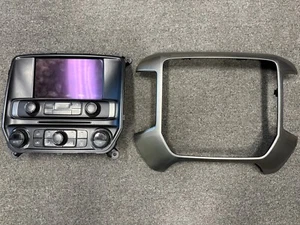2015 Chevrolet Silverado 2500 HD Factory OEM Radio with Bezel - Picture 1 of 3