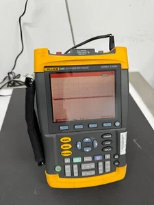 Fluke 199C Color ScopeMeter, 200 MHz, 2.5 GS/s, 2-Channel - Picture 1 of 7