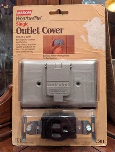 NOS Mason WeatherTite Single Outlet Outdoor Cover With 15A Receptacle & Gasket - Picture 1 of 6