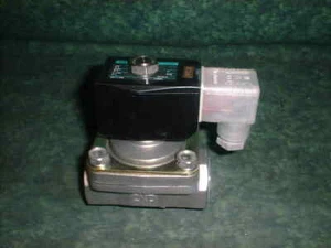 NEW CKD AIR & WATER Solenoid # ADK11-25A-L2HBP6 (24682-D3) - Picture 1 of 8
