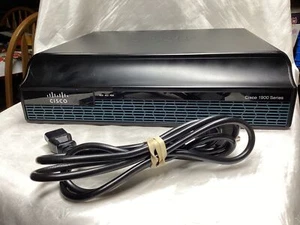 Cisco 1941/K9 VO5 series necesita ram FEb 6 2013 Factory Reset Intergrated Router - Imagen 1 de 11